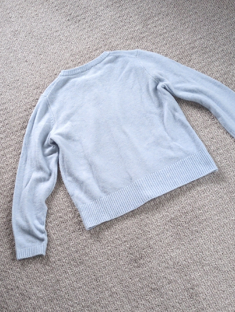 NWOT! PRISTINE Calvin Klein Wool Blend Light Blue Classic Cardigan, Size M - Picture 7 of 7
